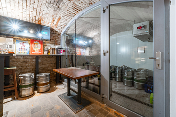 Pronájem restaurace 254 m², Praha 2 - Nusle