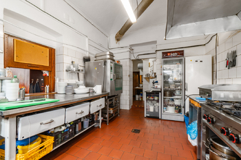 Pronájem restaurace 254 m², Praha 2 - Nusle