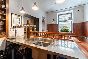 Pronájem restaurace 254 m², Praha 2 - Nusle