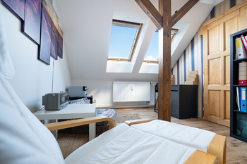 Podkroví - Prodej bytu 4+kk v osobním vlastnictví 110 m², Nový Vestec