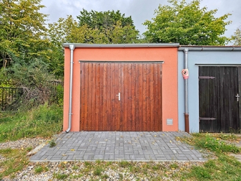 Pronájem garáže 21 m², Chomutov