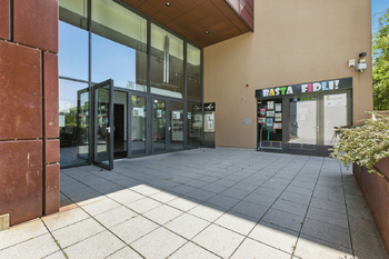 Pronájem restaurace 456 m², Praha 10 - Petrovice