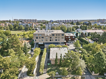Pronájem restaurace 456 m², Praha 10 - Petrovice
