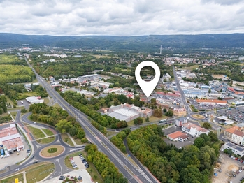 Prodej výrobních prostor 940 m², Teplice