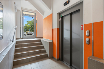 Prodej bytu 2+kk v osobním vlastnictví 41 m², Praha 4 - Chodov