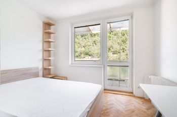 Prodej bytu 4+kk v osobním vlastnictví 77 m², Praha 4 - Michle