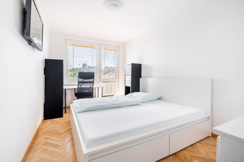 Prodej bytu 4+kk v osobním vlastnictví 77 m², Praha 4 - Michle