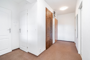 Prodej bytu 4+kk v osobním vlastnictví 77 m², Praha 4 - Michle