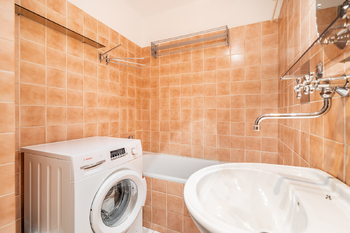 Prodej bytu 4+kk v osobním vlastnictví 77 m², Praha 4 - Michle