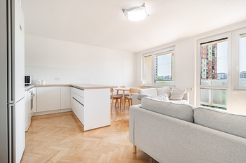 Prodej bytu 4+kk v osobním vlastnictví 77 m², Praha 4 - Michle