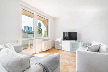 Prodej bytu 4+kk v osobním vlastnictví 77 m², Praha 4 - Michle