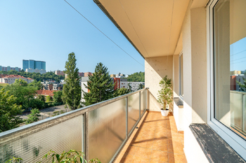 Prodej bytu 4+kk v osobním vlastnictví 77 m², Praha 4 - Michle