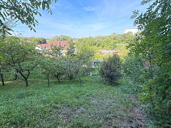 Prodej pozemku 1345 m², Chrudim