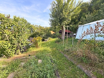Prodej pozemku 1345 m², Chrudim