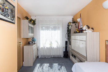 ložnice - Prodej bytu 3+kk v osobním vlastnictví 193 m², Nupaky