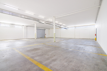 Pronájem skladovacích prostor 2715 m², Ostrava