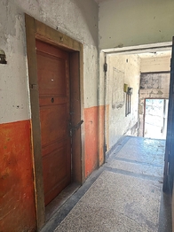 Hlavní vstup do BD. - Prodej nájemního domu 1096 m², Ústí nad Labem