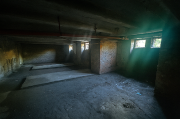 Sklepní protory BD jsou vyklizené... - Prodej nájemního domu 1106 m², Ústí nad Labem