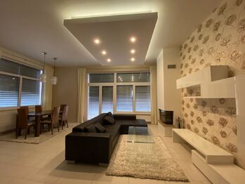 Pronájem domu 181 m², Praha 5 - Velká Chuchle