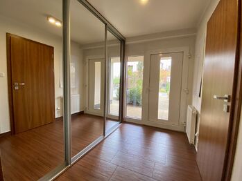Pronájem domu 181 m², Praha 5 - Velká Chuchle