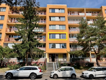 Pronájem bytu 2+kk v osobním vlastnictví 43 m², Praha 10 - Horní Měcholupy