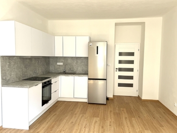 Pronájem bytu 2+kk v osobním vlastnictví 54 m², Praha 10 - Strašnice