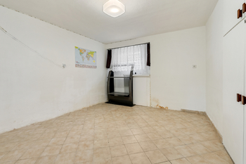 Prodej domu 80 m², Suchohrdly u Miroslavi