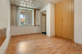 Prodej domu 80 m², Suchohrdly u Miroslavi