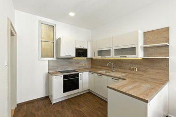 Pronájem bytu 3+1 v osobním vlastnictví 117 m², Praha 2 - Nové Město