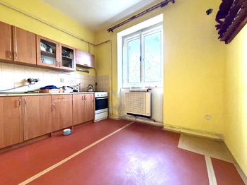 Kuchyně - Prodej bytu 1+1 v osobním vlastnictví 39 m², Žatec