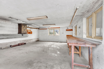 Garáž - Prodej domu 217 m², Smidary