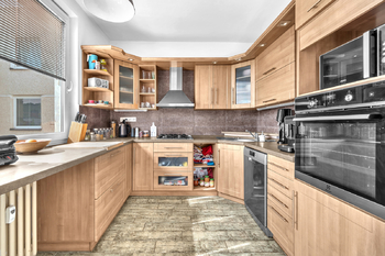 Prodej bytu 3+1 v osobním vlastnictví 78 m², Hradec Králové