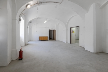 Prodej výrobních prostor 700 m², Zbiroh