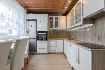 Prodej bytu 4+1 v osobním vlastnictví 80 m², Chodová Planá
