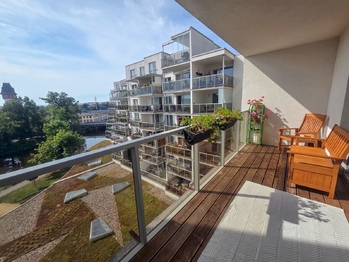 terasa - Prodej bytu 3+kk v osobním vlastnictví 94 m², České Budějovice