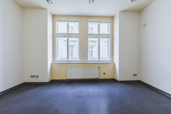 KANCELÁŘ 3 - Pronájem obchodních prostor 350 m², Praha 1 - Staré Město
