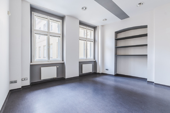 Pronájem obchodních prostor 350 m², Praha 1 - Staré Město
