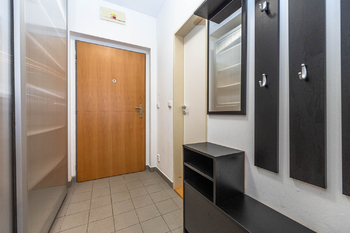 Pronájem bytu 1+kk v družstevním vlastnictví 34 m², Praha 5 - Stodůlky