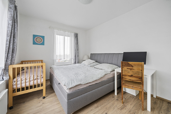 Ložnice - Prodej bytu 4+kk v osobním vlastnictví 115 m², Praha 9 - Letňany