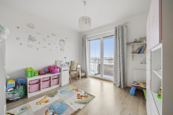 Dětský pokoj 1 - Prodej bytu 4+kk v osobním vlastnictví 115 m², Praha 9 - Letňany