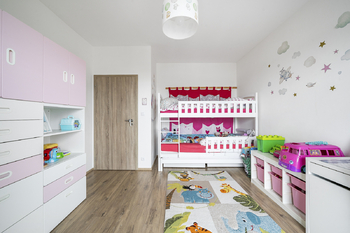 Dětský pokoj 1 - Prodej bytu 4+kk v osobním vlastnictví 115 m², Praha 9 - Letňany