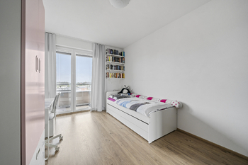 Dětský pokoj 2 - Prodej bytu 4+kk v osobním vlastnictví 115 m², Praha 9 - Letňany