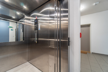 Pronájem bytu 1+kk v osobním vlastnictví 32 m², Praha 10 - Uhříněves