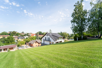 Prodej domu 360 m², Zájezd