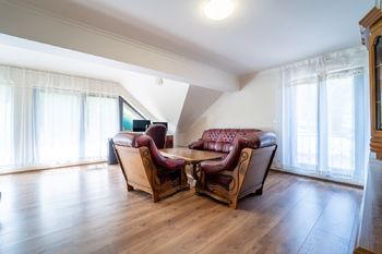 Prodej domu 360 m², Zájezd