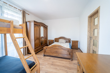 Prodej domu 360 m², Zájezd