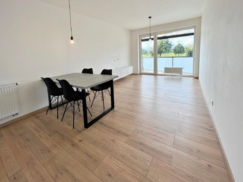obývací pokoj s kuchyní - Pronájem bytu 2+kk v osobním vlastnictví 50 m², České Budějovice