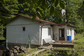 Prodej pozemku 6542 m², Prostřední Bečva