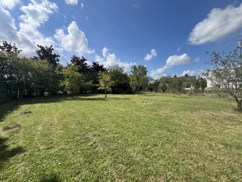 Prodej pozemku 1600 m², Praha 9 - Klánovice