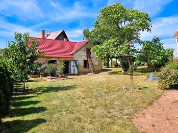 Prodej domu 260 m², Očihov